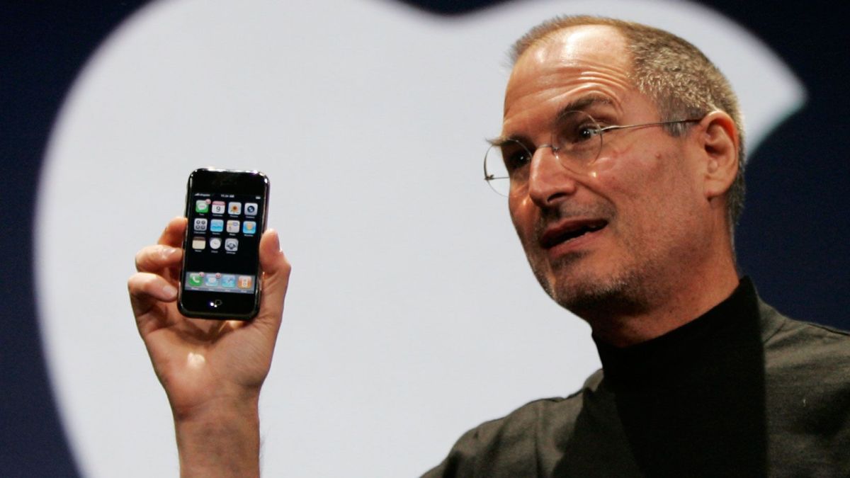 Apple intentionally slowed iPhones through IOS updates
